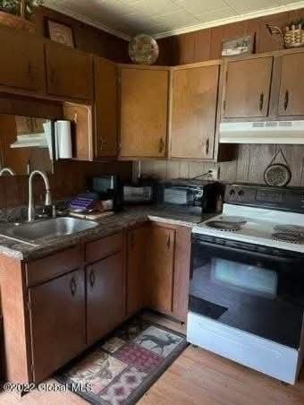639 Old State Rd - Photo 3 of 9