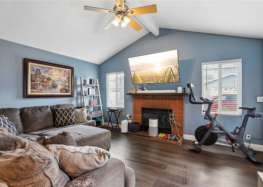 3739 Countryside Ln - Photo 4 of 14