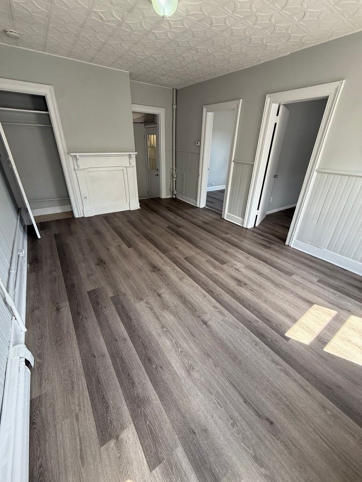 551 Summer St #2R - Photo 6 of 10