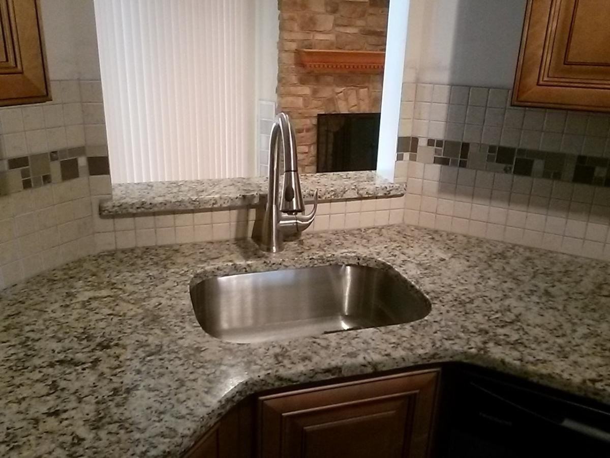 510 Sunshine Ct - Photo 2 of 16