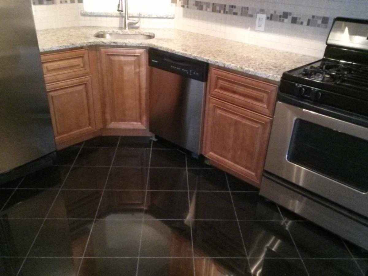 510 Sunshine Ct - Photo 3 of 16