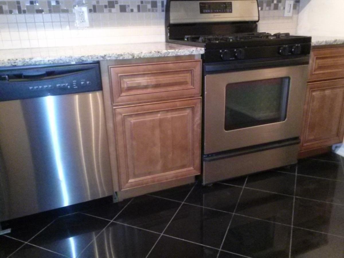 510 Sunshine Ct - Photo 4 of 16