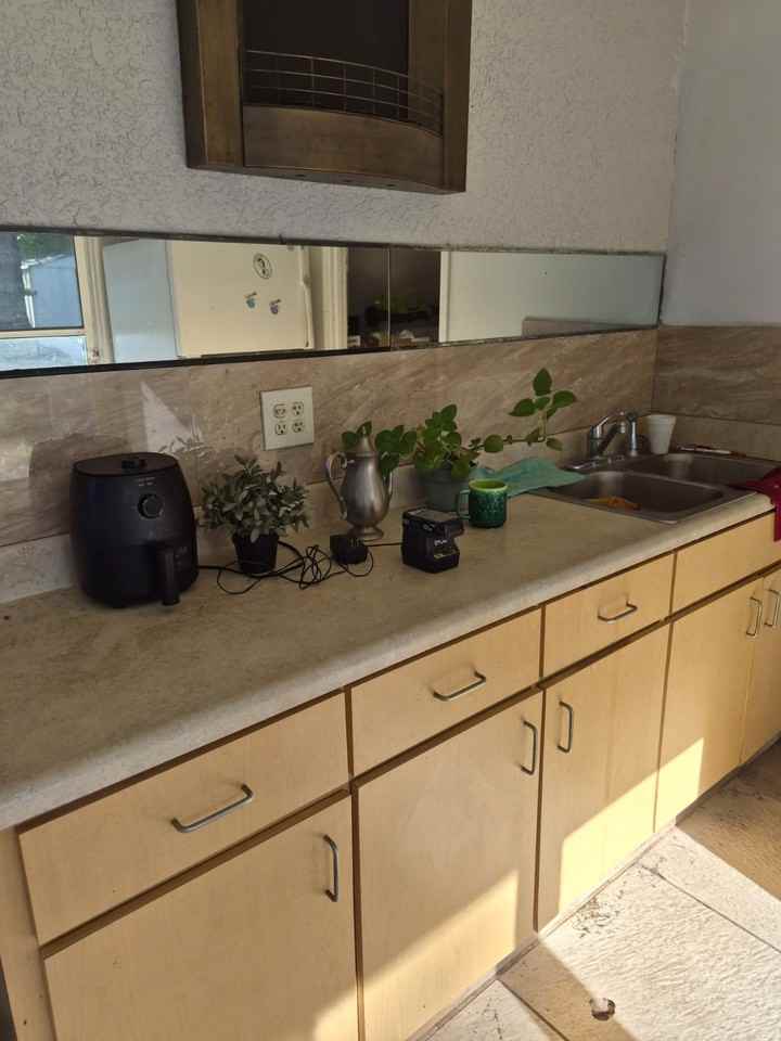 6908 N Oregon Ave - Photo 3 of 19