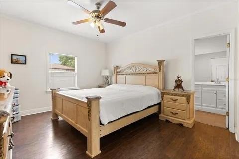 6908 N Oregon Ave - Photo 7 of 19