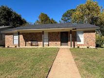1009 Lawndale Ave - Photo 1 of 1