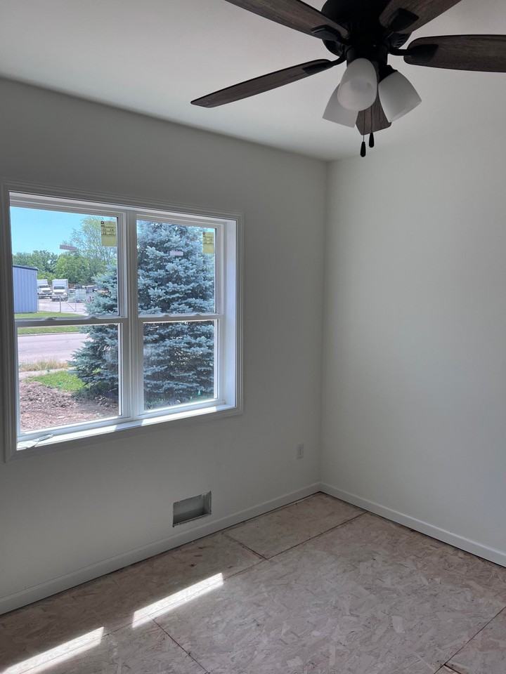 430 S Arch St - Photo 5 of 6