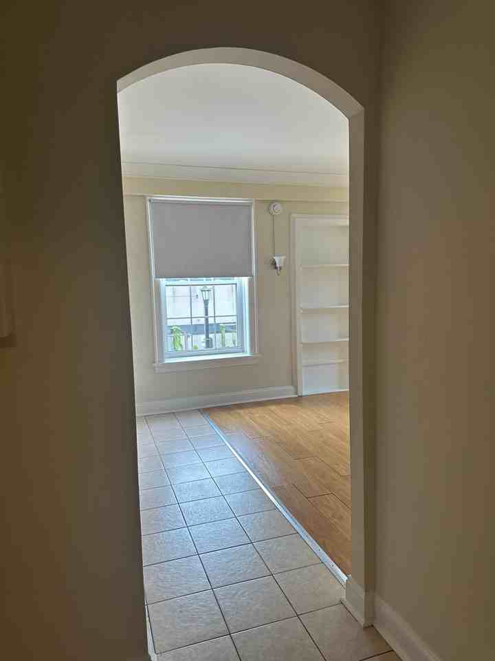 825 Main St #204 - Photo 2 of 7