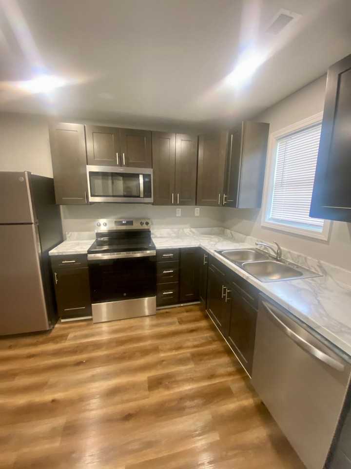 22039 Spidel Way - Photo 3 of 10
