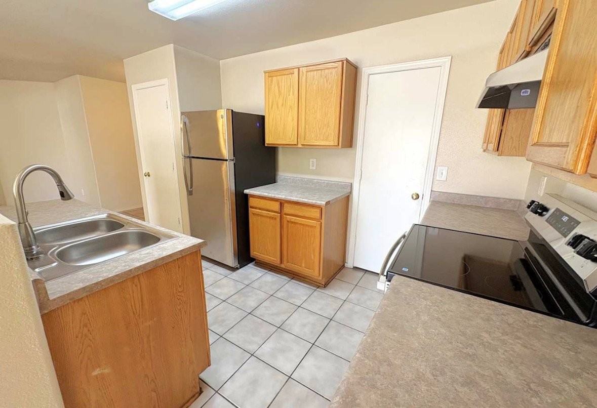 7374 W Palo Verde Dr - Photo 3 of 6