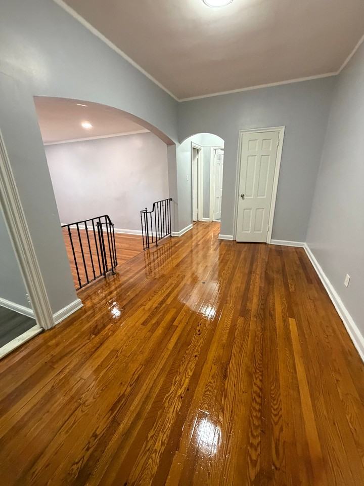 7 Chestnut St #3H - Photo 3 of 6