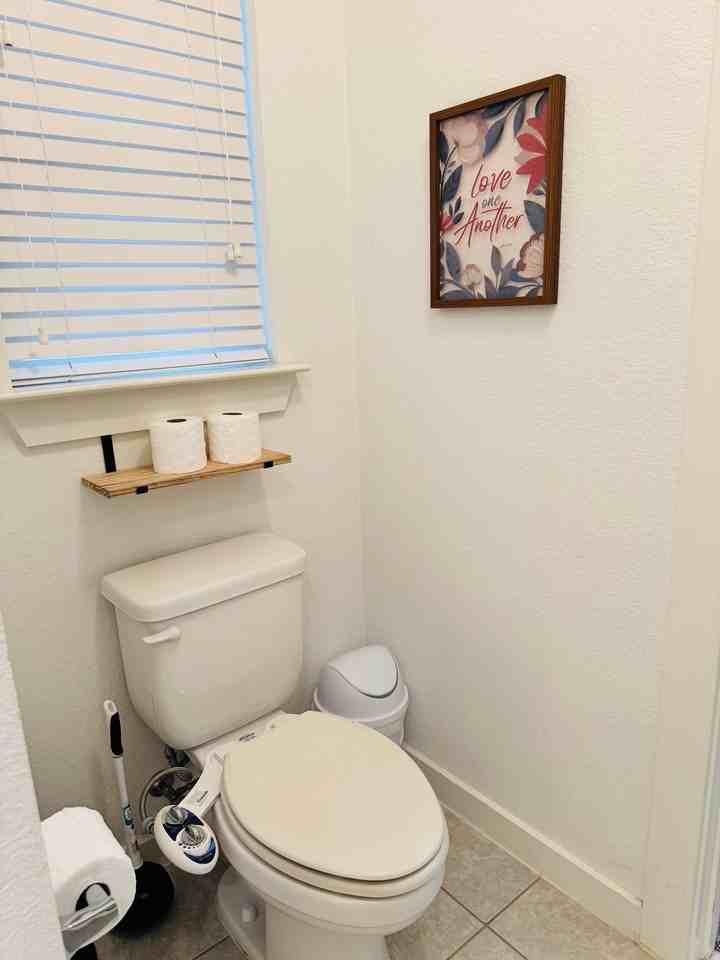 8113 Wildwest Dr - Photo 5 of 17