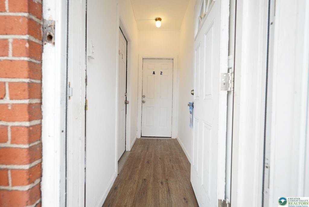 618 S 5th St #2 - Photo 5 of 15