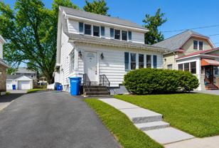 93 Hollywood Ave - Photo 1 of 1