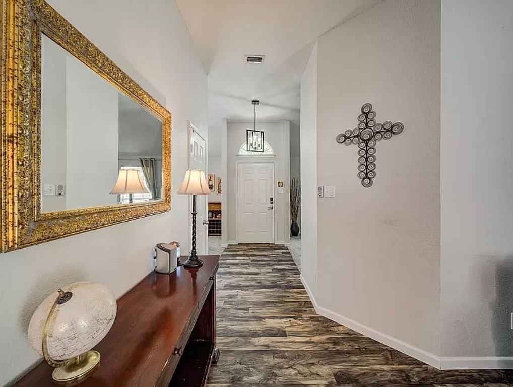 5558 Mesa Verde Ct - Photo 2 of 19