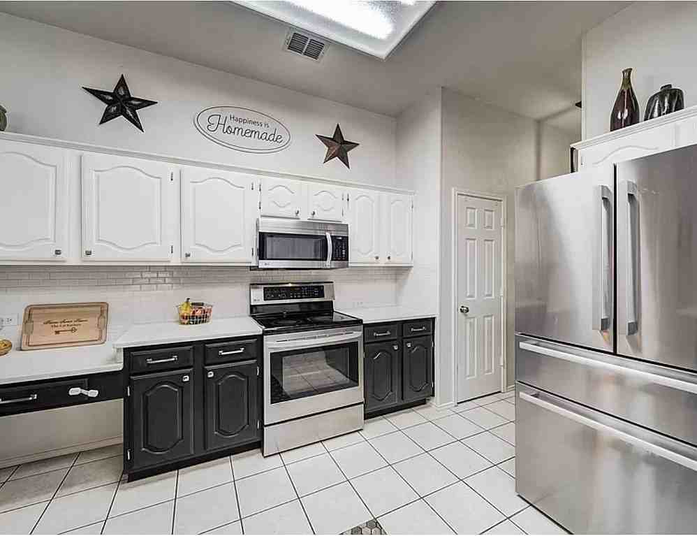5558 Mesa Verde Ct - Photo 7 of 19