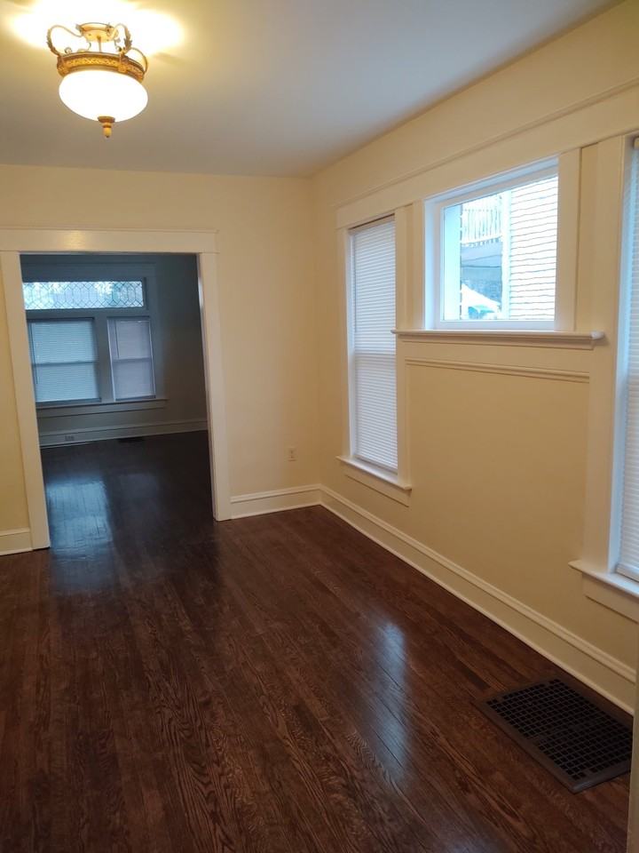 155 Euclid Ave #1stFL - Photo 3 of 9