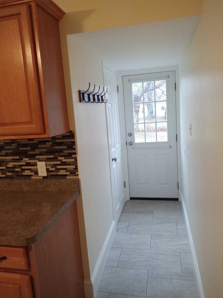 155 Euclid Ave #1stFL - Photo 5 of 9
