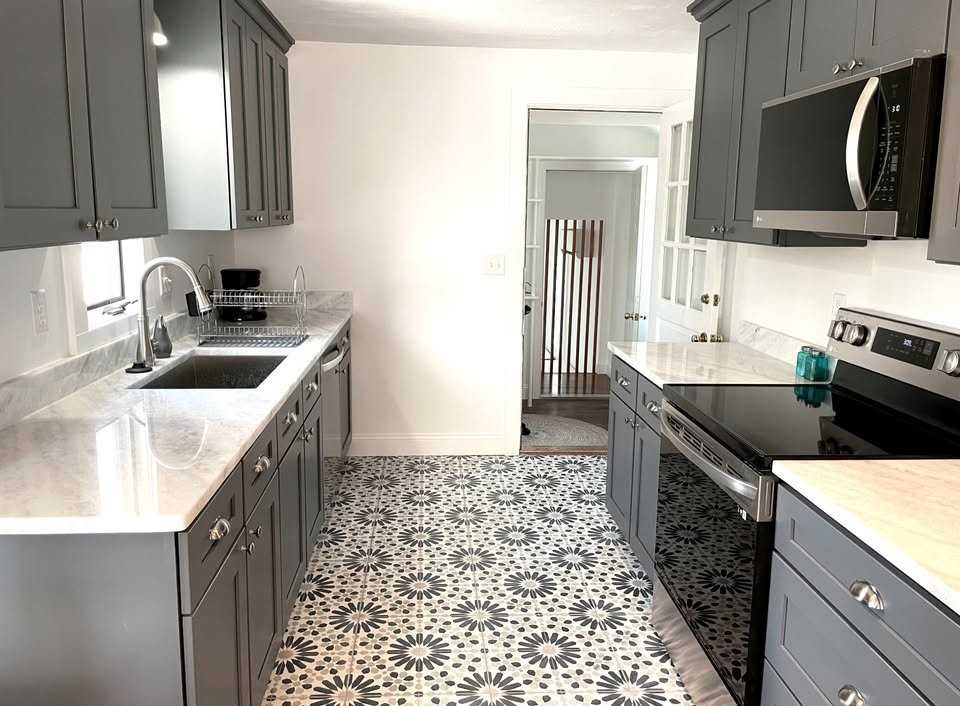 46 Highland Ave - Photo 4 of 36