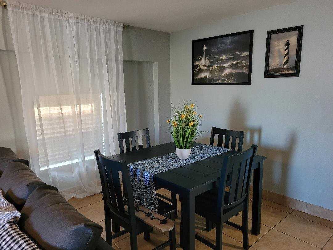 D4 10th Ave - Photo 7 of 12