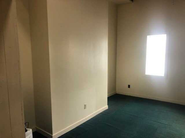 252 S Maple St #1 - Photo 6 of 8