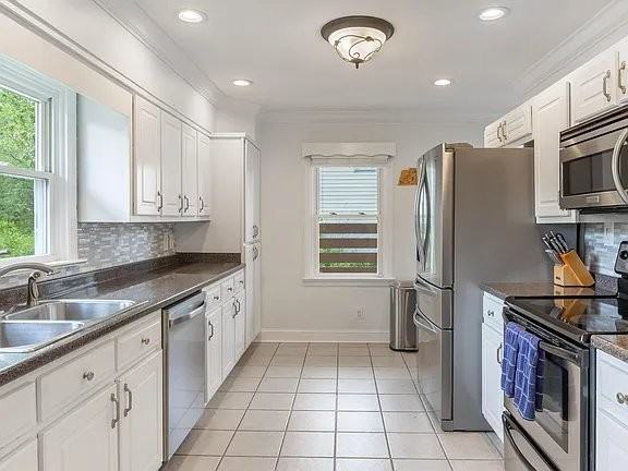 2418 Crescent Club Dr - Photo 5 of 15