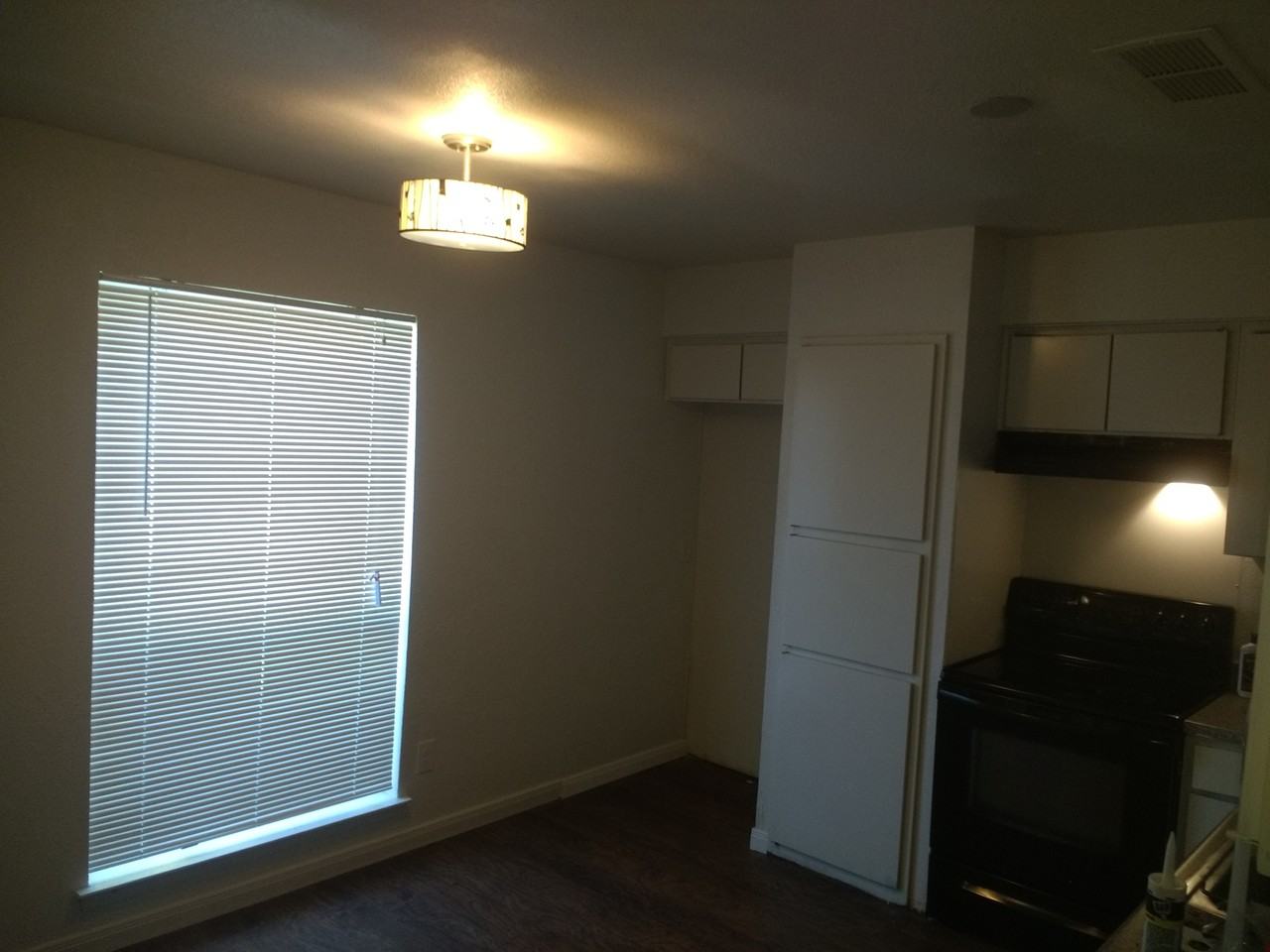 1026 Pleasant Valley Ln #NA - Photo 4 of 12