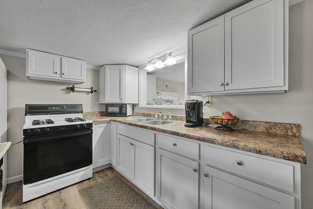 256 W Lake Dr #NA - Photo 2 of 10