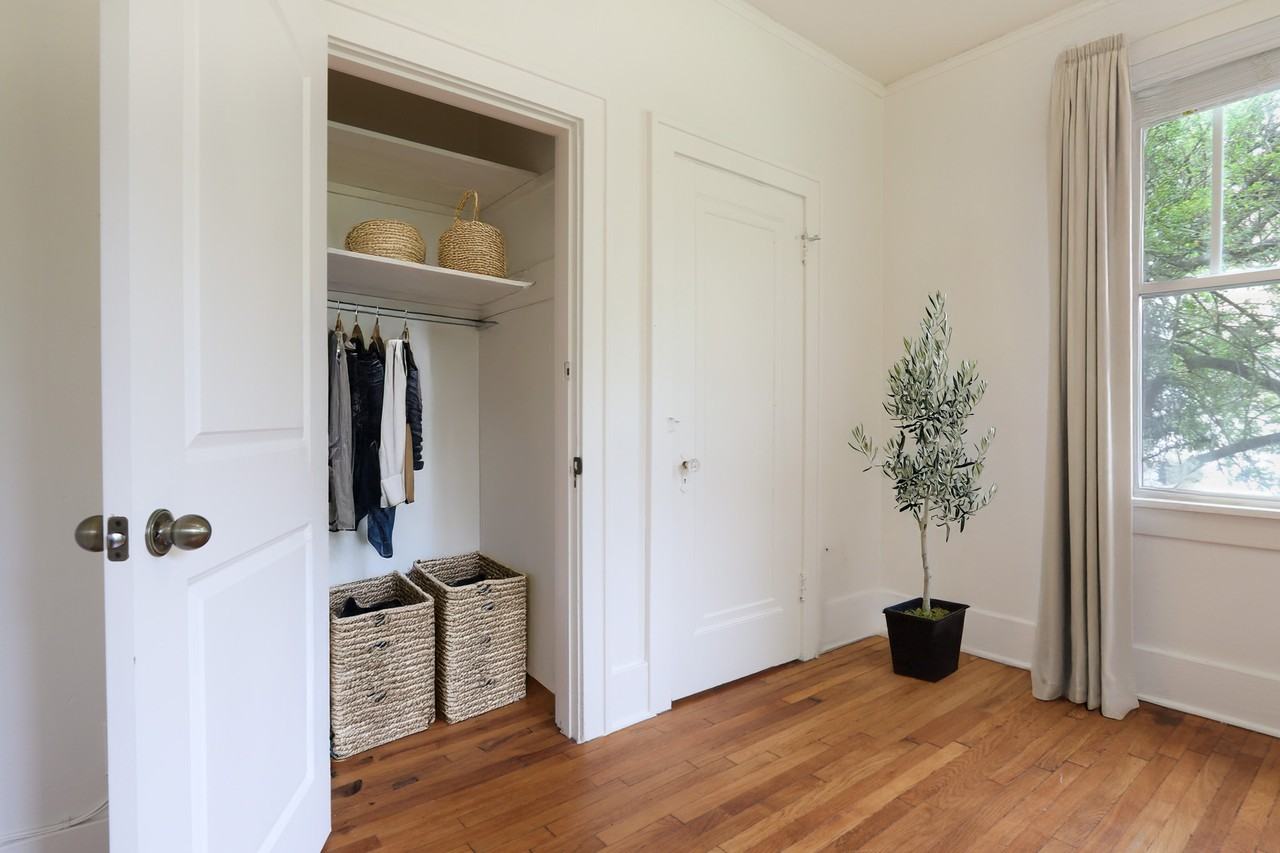 1572 Overton Park Ave - Photo 6 of 14