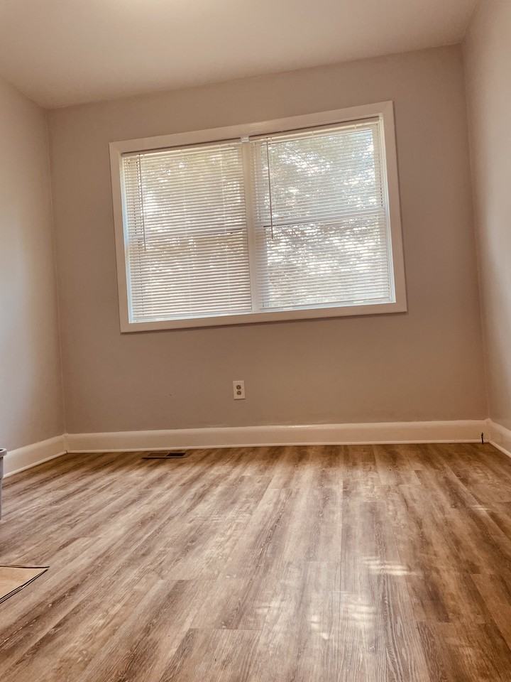 111 Bagley Ave #NA - Photo 5 of 9