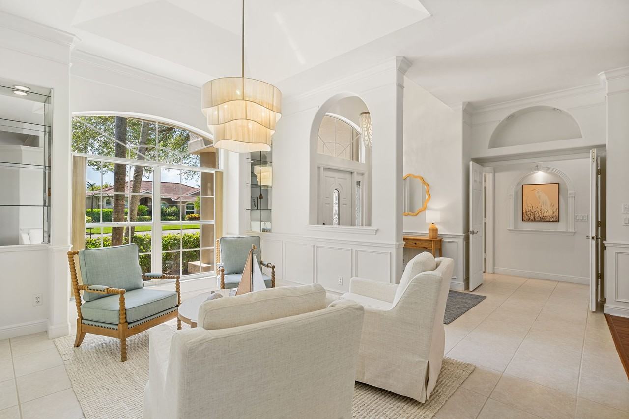 8894 Lely Island Cir #NA - Photo 3 of 32