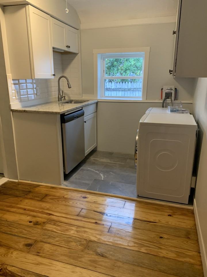 32 Shaffner Pl #32 - Photo 3 of 13