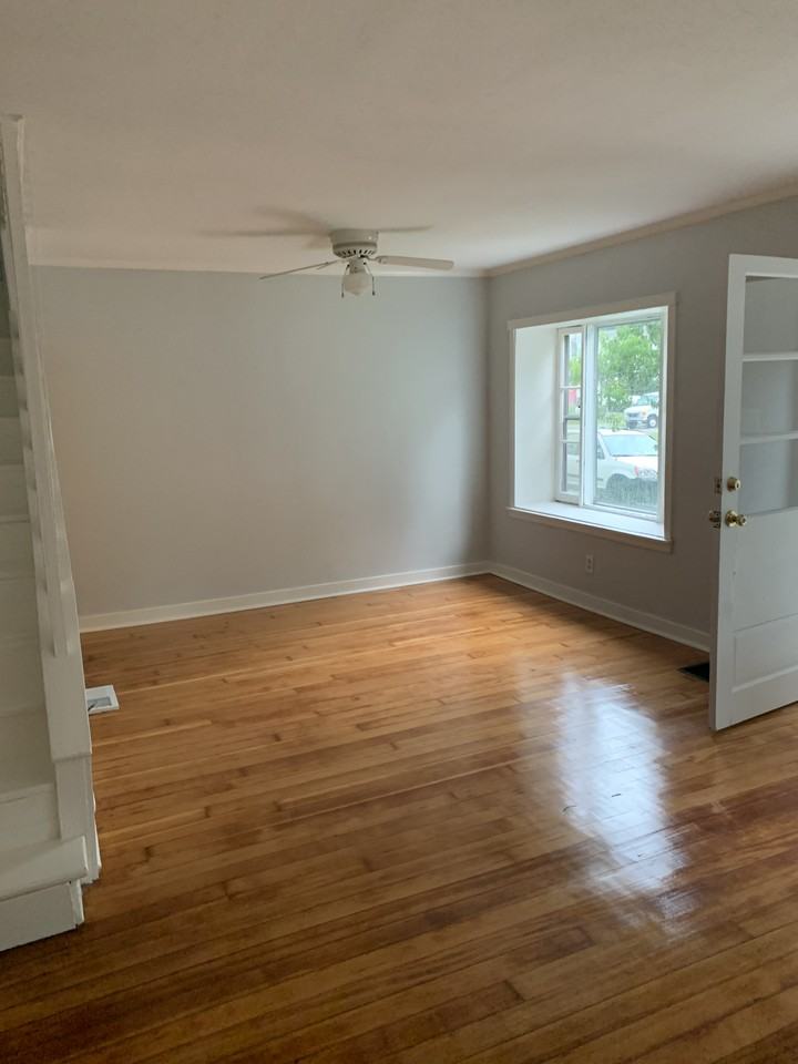 32 Shaffner Pl #32 - Photo 5 of 13