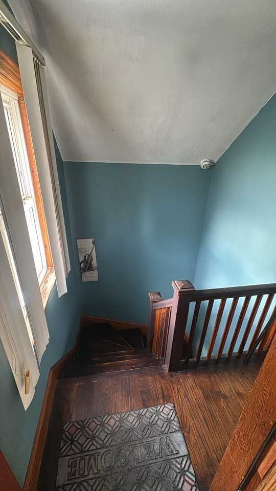 25 Hazael St #2 - Photo 3 of 10