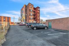 649 S Summer St #3L - Photo 1 of 1