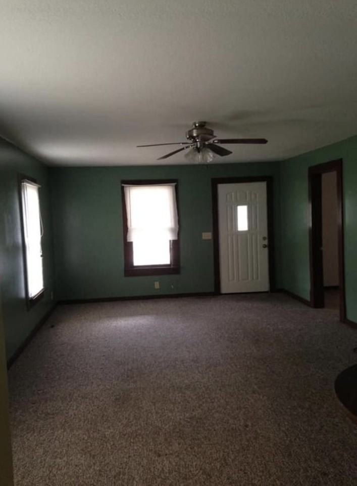 506 W 10th St #NA - Photo 3 of 8