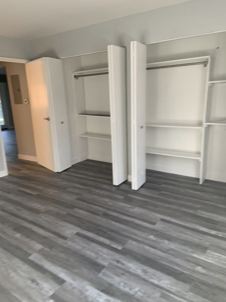 2282 Century Point Ln #B - Photo 5 of 11