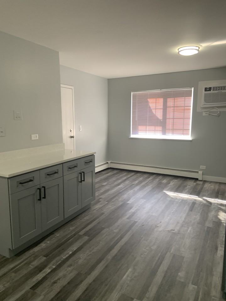 2282 Century Point Ln #B - Photo 6 of 11