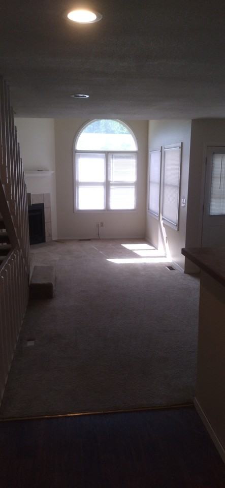 7400 E 32nd St N #504 - Photo 2 of 3