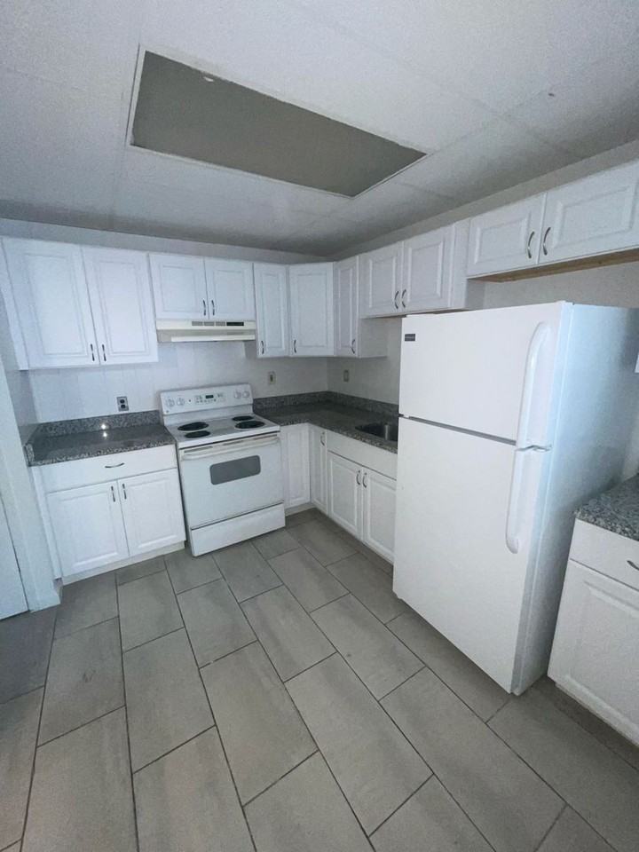 ONE11 COLLECTION - HAMTRAMCK - Photo 4 of 24