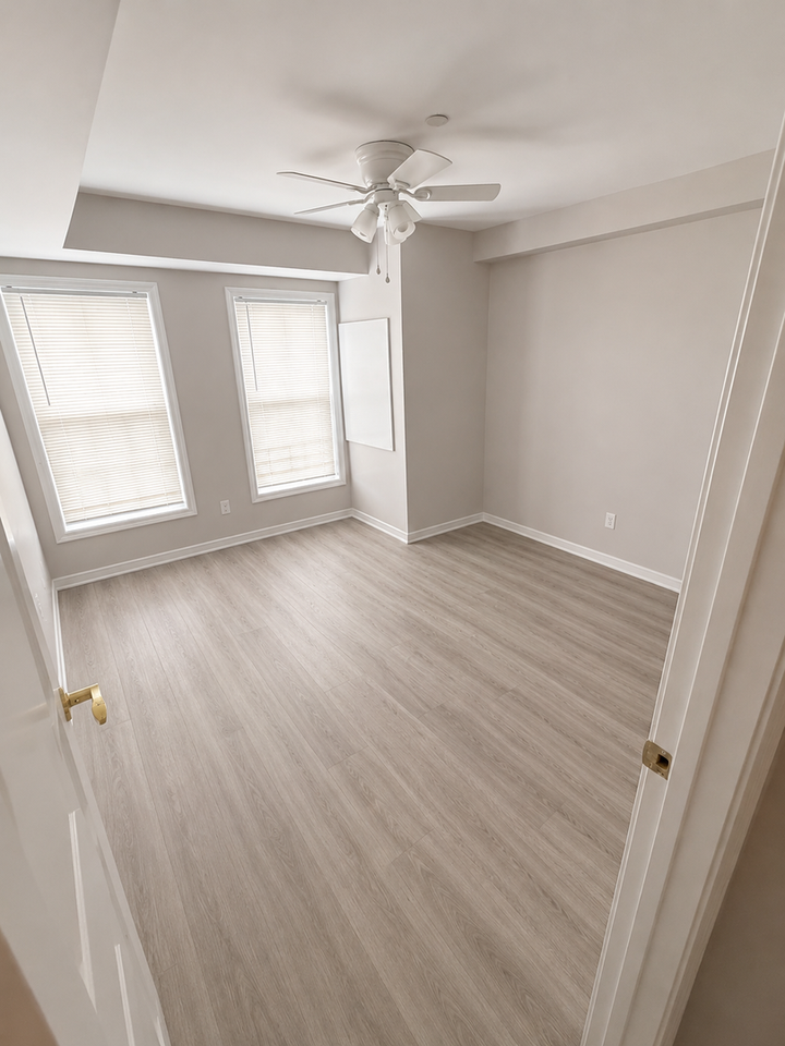 Midtown Apartments - Photo 4 of 12