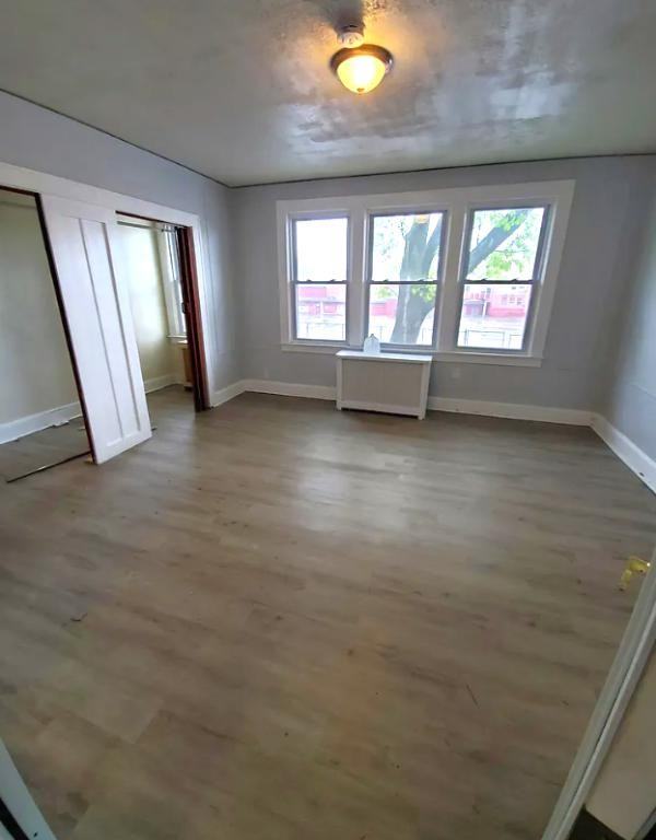 347 South Clinton Street #1Lb - Photo 3 of 6
