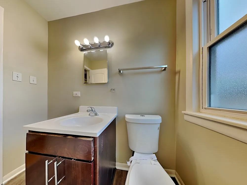 10111 South 53rd Avenue - Photo 7 of 7