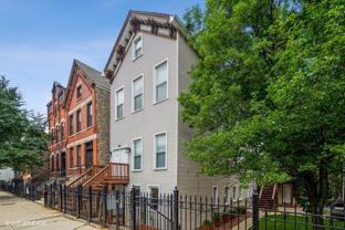 1426 N Greenview Ave #1 - Photo 1 of 1