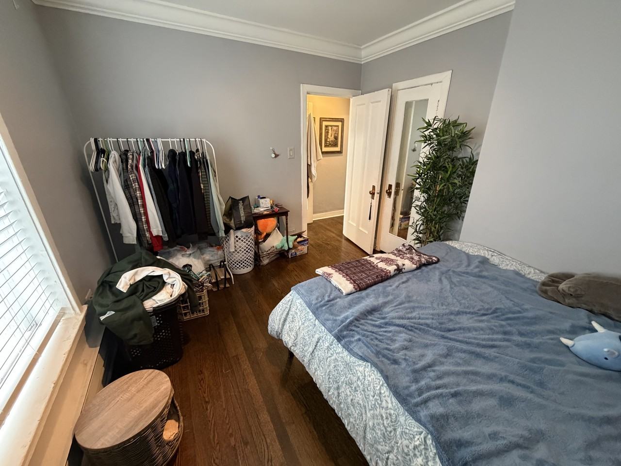 842 W Ainslie St #1 - Photo 6 of 8