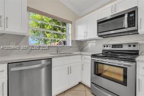 15311 Southwest 52nd Terrace #15311 - Photo 5 of 15