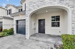 featured image of 2662 Southeast 10th Street #2662