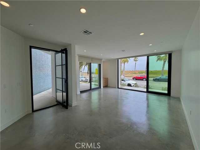 249 Seal Beach Blvd - Photo 2 of 8