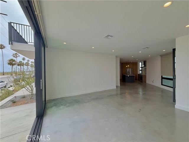 249 Seal Beach Blvd - Photo 5 of 8