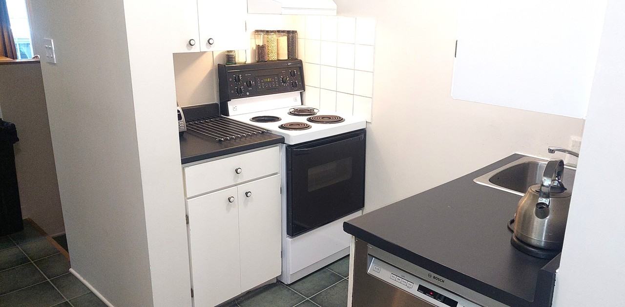 86 Queen Victoria Street - Photo 2 of 11