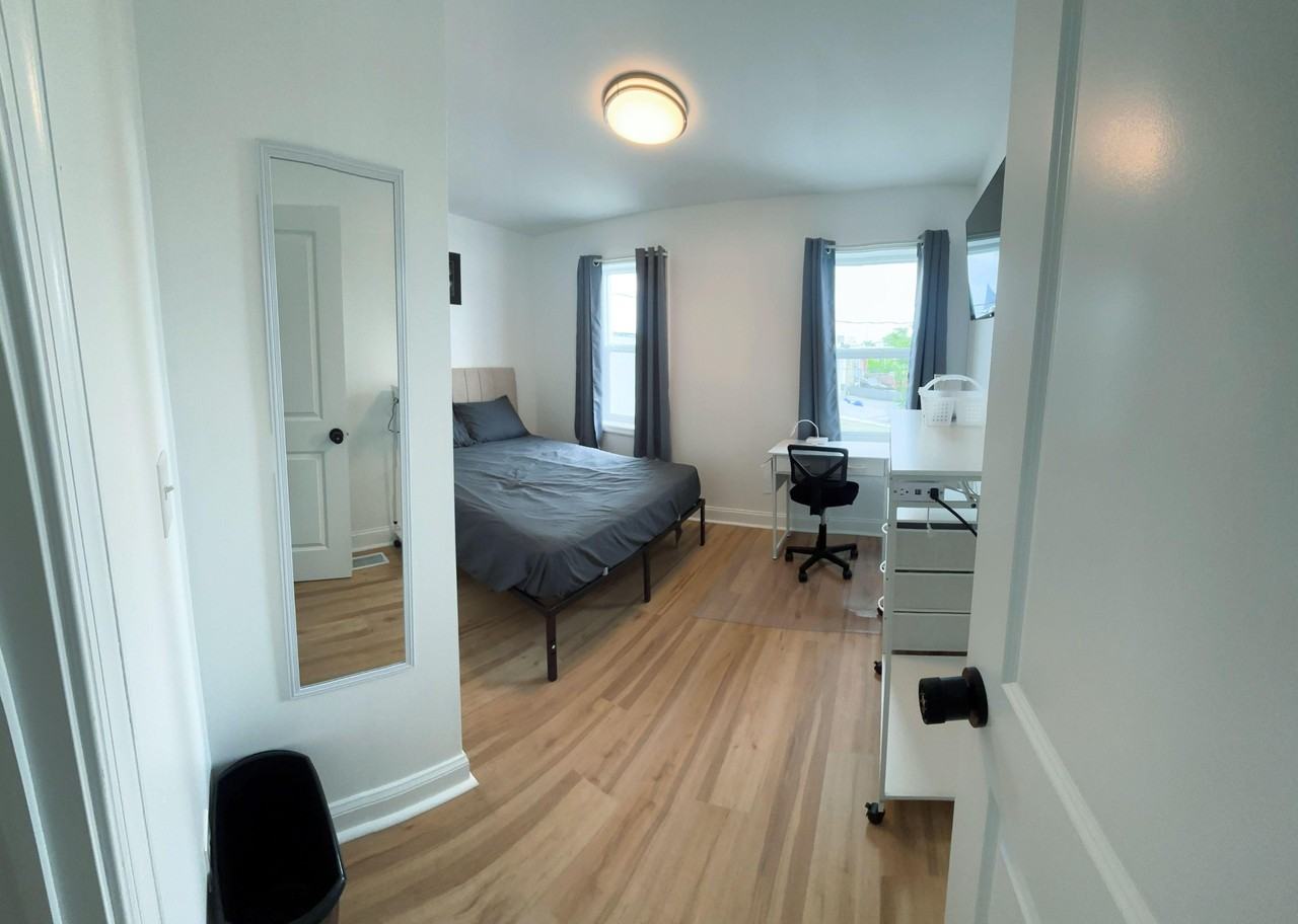 N Collington Ave - Photo 3 of 12